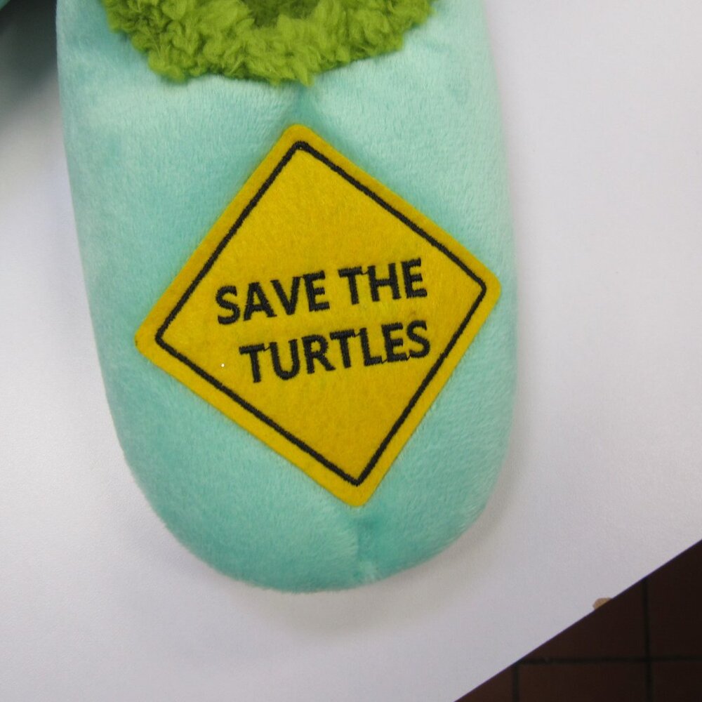 Women's Size 5/6 Small Snoozies! Save The Turtles Print Pairables Slippers NEW - Picture 6 of 6